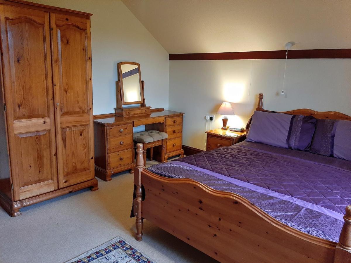 Trenewydd Farm Holiday Cottages Cardigan Exteriör bild