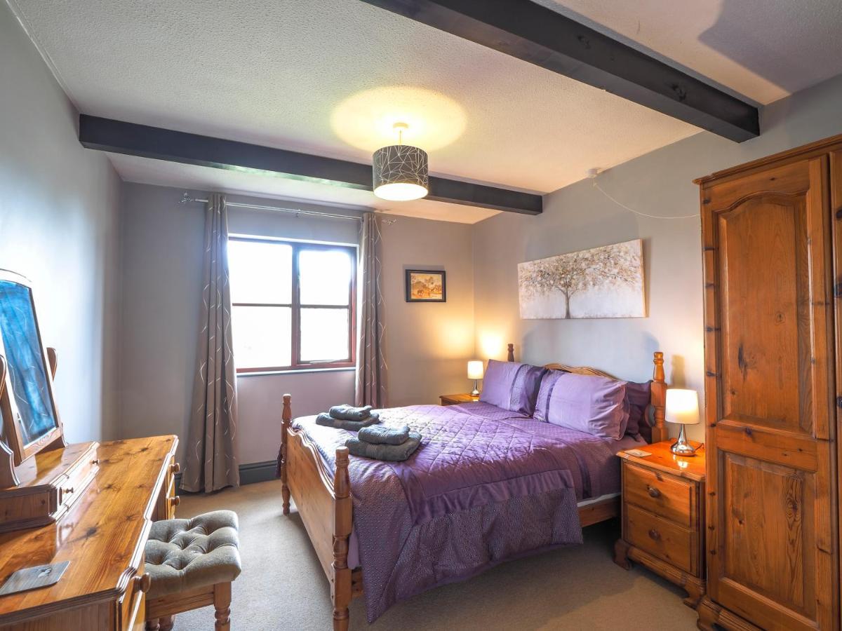 Trenewydd Farm Holiday Cottages Cardigan Exteriör bild