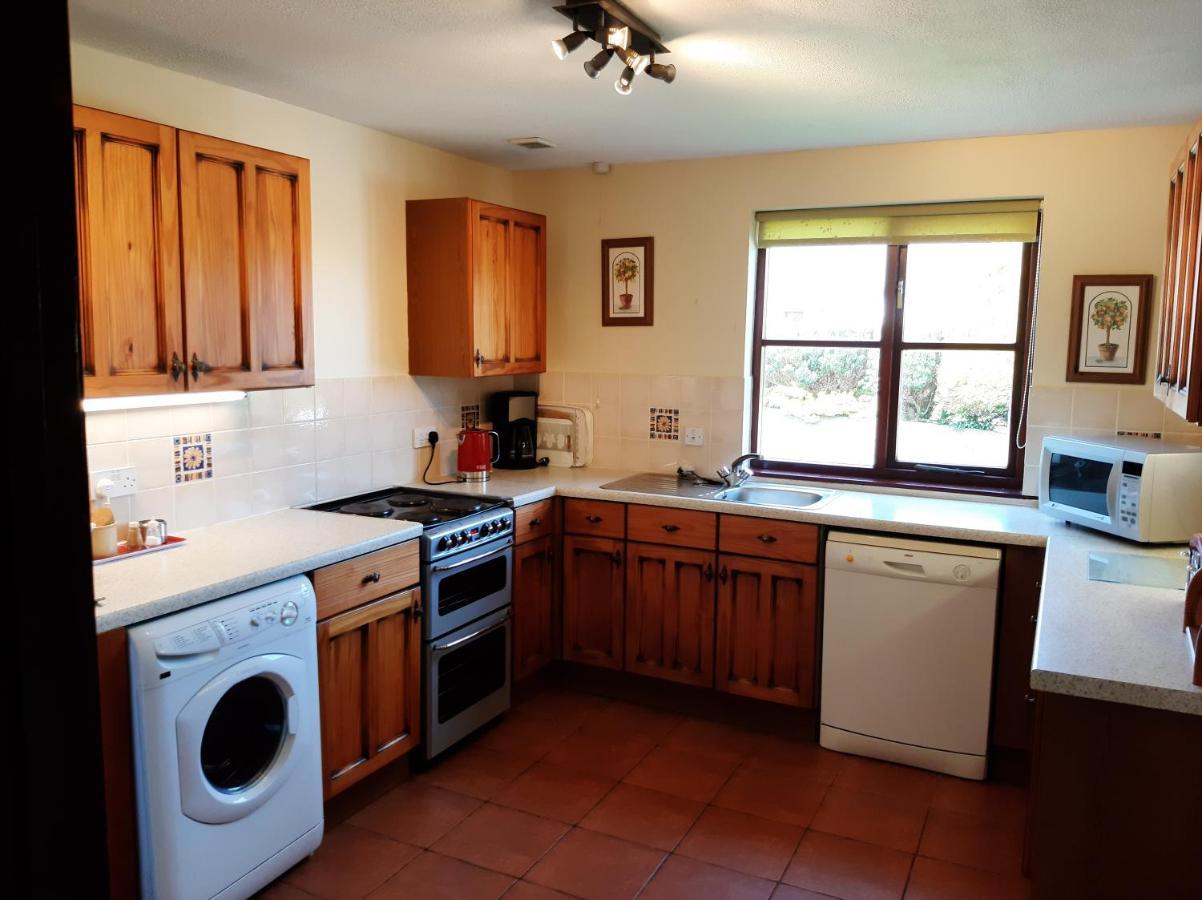 Trenewydd Farm Holiday Cottages Cardigan Exteriör bild