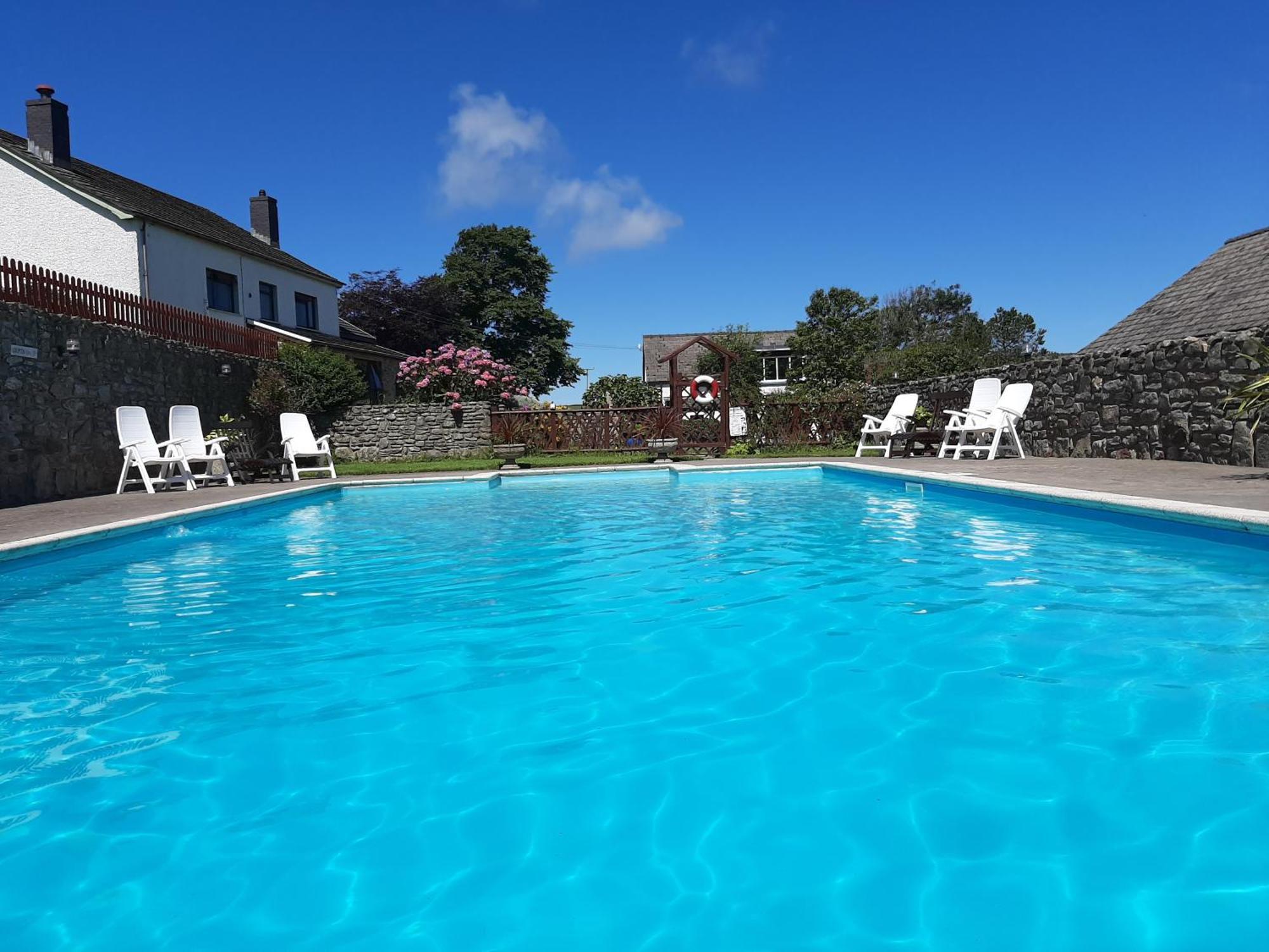 Trenewydd Farm Holiday Cottages Cardigan Exteriör bild