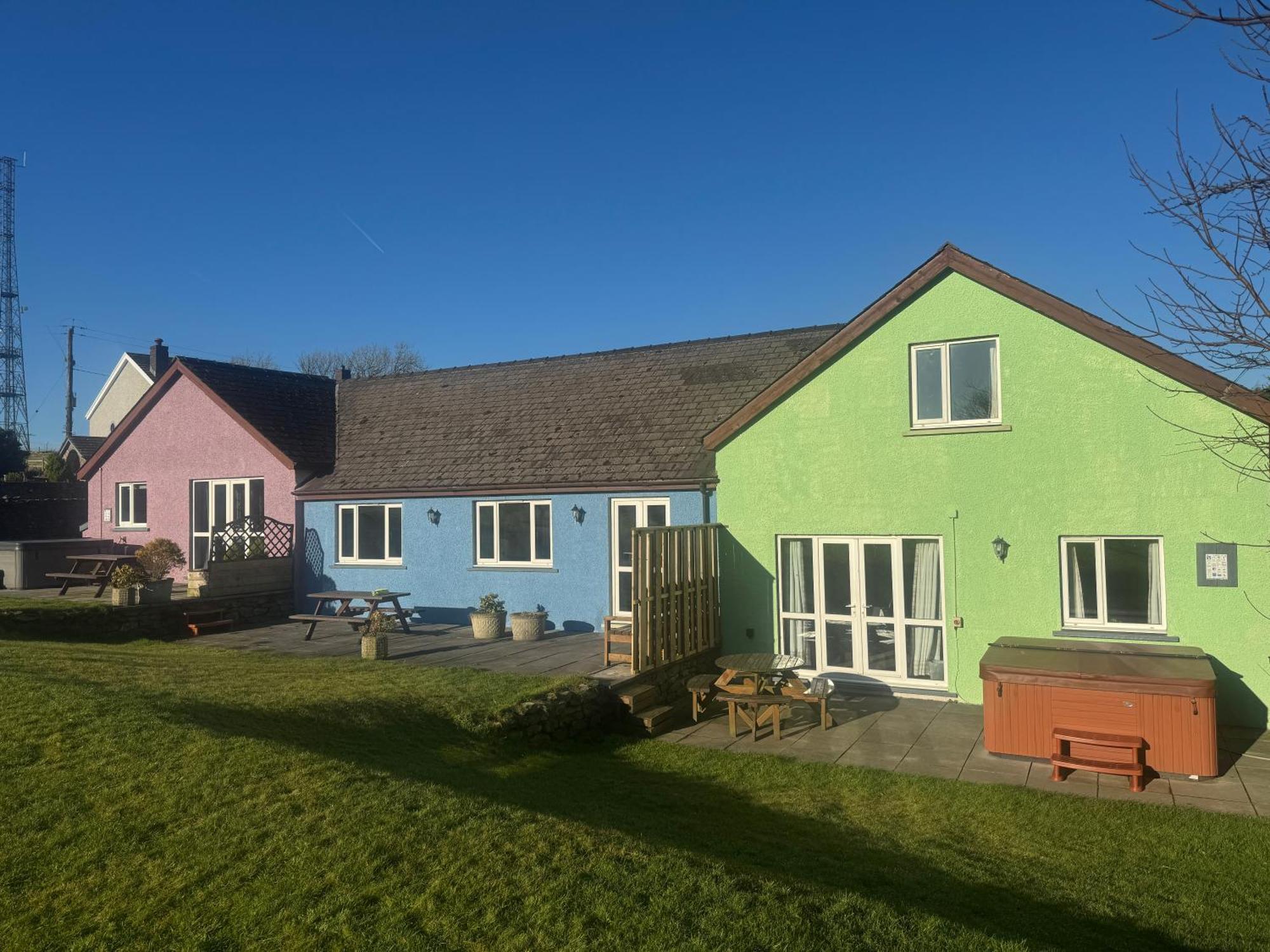 Trenewydd Farm Holiday Cottages Cardigan Exteriör bild